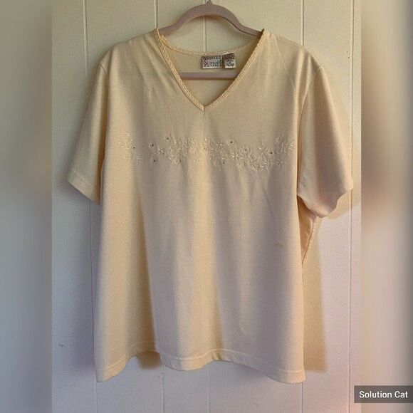 Hasting & Smith Top Women’s 2X Yellow Sequins in floral patten - Picture 1 of 1